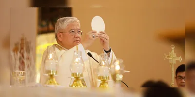 Sa paghupa ng panganib ng Covid-19: Pagtanggap ng ostiya sa ‘bibig, muling pinapayagan na ng simbahan