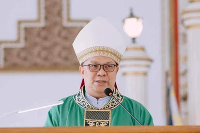 Capiz archbishop urges lay leaders running for office to step down