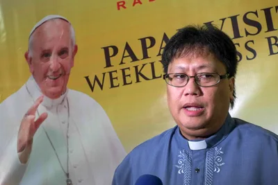 23 Pinoy pilgrims, including CBCP official, hurt in Egypt bus accident