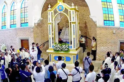 Be critical of people you listen to and follow, Catholics told