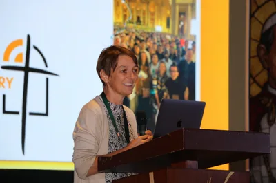 Catholic digital missionaries urged to put witness above followers