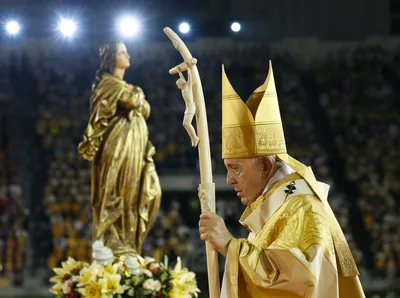 Mission is seeking family members you don’t know yet, pope tells Thais