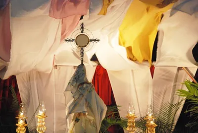Parañaque youth vigil for vocations set