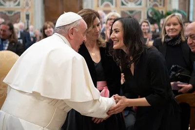 Fight fake news with humble search for truth, pope tells journalists