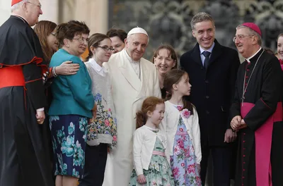 Pray for families, receive an indulgence, Vatican says