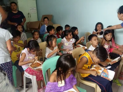 Metro’s street kids enjoy Christmas ‘care packages’