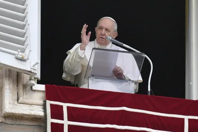 Why turn the other cheek? To defeat hatred and evil, Pope Francis says