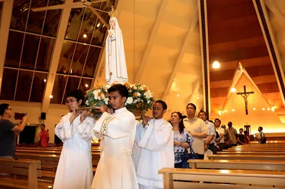 Priest: ‘Relationship with God linked to relationship with others’