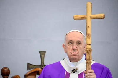 Pope Francis’ advice for Holy Week: Look to the cross, our hope is there
