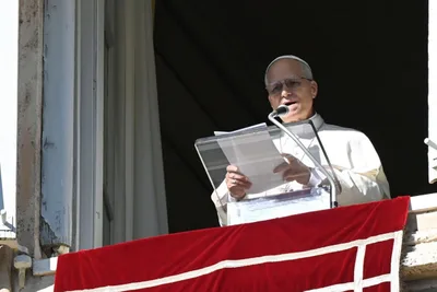 Pope decries war’s toll