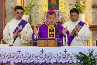 Malolos bishop says charity reflects God’s grace at orphanage anniversary