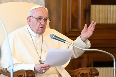 Pope Francis’ Lenten message: Addiction to digital media can hurt human relationships
