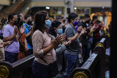 Filipinos approve of voluntary wearing of face masks