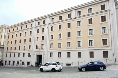 Pope’s condition shows ‘slight improvement’ as medical care continues