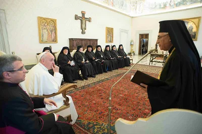 Pope, Melkite patriarch formalize full communion