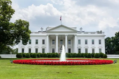 White House consults bishops on church reopening guidelines