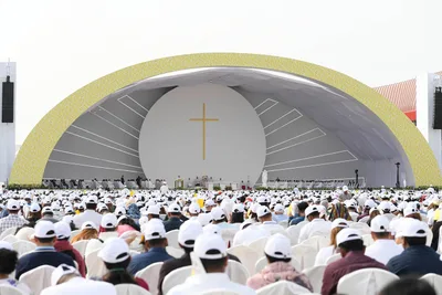Catholics travel from Saudi Arabia to attend Pope Francis’ stadium Mass in Bahrain