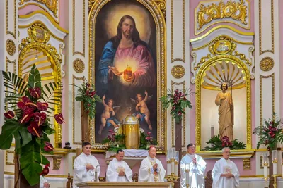 Manila cardinal calls Catholics to Sacred Heart devotion for healing, peace