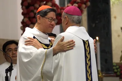 Emotional Cardinal Tagle: ‘Thy will be done’