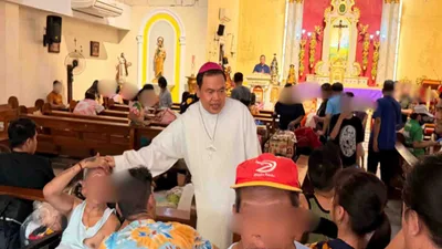 Bishop Ayuban, nakikiisa sa mga nasunugan sa NIA road, Quezon City - VeritasPH