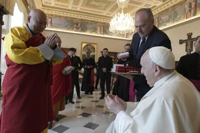 Pope Francis invites Mongolian Buddhists and Catholics to work together to end violence