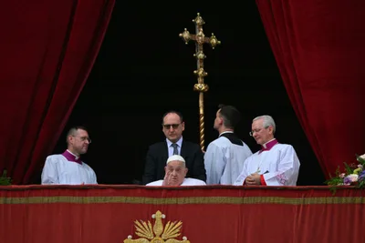 Pope at Urbi et Orbi prays for an end to all violence, from Gaza to the Sahel