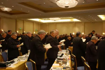 US bishops to hold retreat following abuse scandals