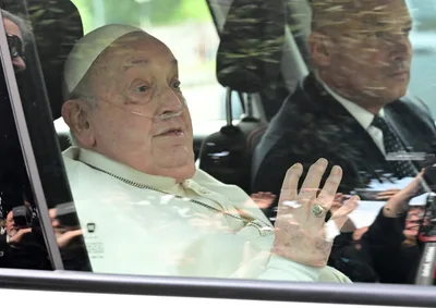 Pope Francis: God desires to offer his love and mercy to those at the ‘crossroads’ of life