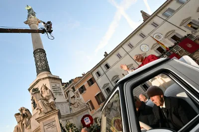 Pope Leo: Blessed Virgin Mary, watch over this humanity
