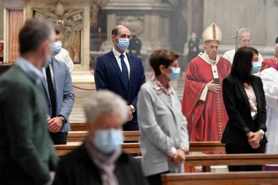 Pope Francis starts fund of 1 million euros for Rome’s unemployed after coronavirus