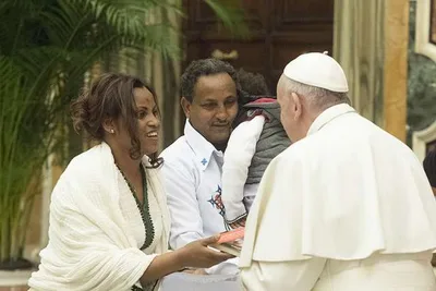 Rise in immigration makes us missionaries at home, Pope Francis says