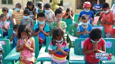 “Gizmo on the Go” Caravan Brings Jesus Closer to Mangyan Kids