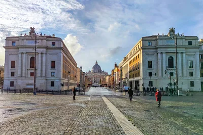Pope Francis issues law reorganizing Vatican finances