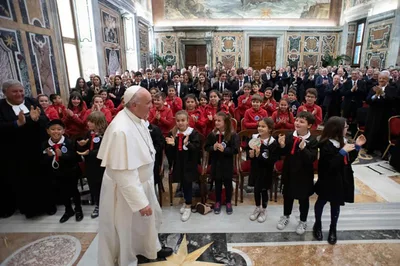 Promote ‘culture of resurrection,’ pope tells Christian Brothers