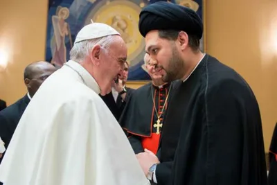 Dialogue is essential, Pope Francis tells British Muslim leaders