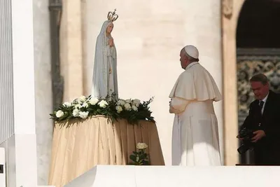 Join me at the feet of Mary, Francis asks ahead of Fatima trip