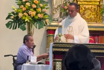 At 76 and wheelchair-bound, acolyte serves God ‘with all I can do’