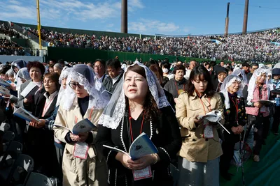 Honor martyrs, work for Christ’s kingdom of peace, pope says in Nagasaki