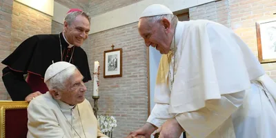 Pope Benedict XVI, tinaguriang “master of catechesis” ni Papa Francisco