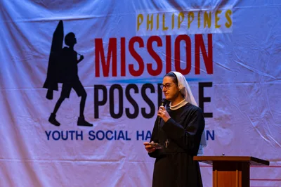 Vatican communication expert tells youth: Lead, serve, and make faith a force for change