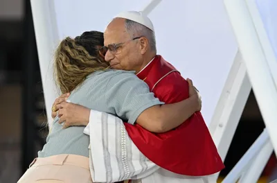 Pope Leo XIV addresses difficult questions about selfishness, suicide, and forgiveness