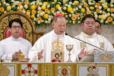 Cardinal: Catholics should be agents of change, not ‘keyboard warriors’