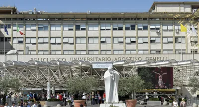 Pope’s health stable as he continues treatment in hospital
