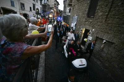 Pope celebrates Our Lady of Good Counsel with an appeal to cultivate peace