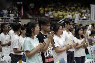 Marian Youth Congress draws thousands in Naga City