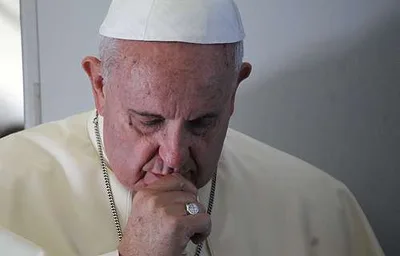 Pope prays for victims of massive earthquake on Iran-Iraq border