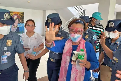 Bishop cries ‘injustice’ for jailed senator De Lima