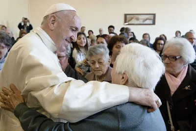 Vatican offers plenary indulgence for visiting the elderly on Grandparents’ Day