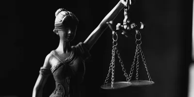 Legal process sa dinakip na pari ng Diocese of San Carlos, susundin ni Bishop Alminaza