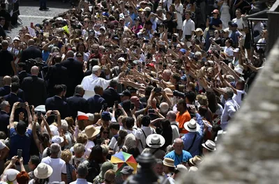 Pope Leo XIV urges halt to Mideast attacks, return to diplomacy